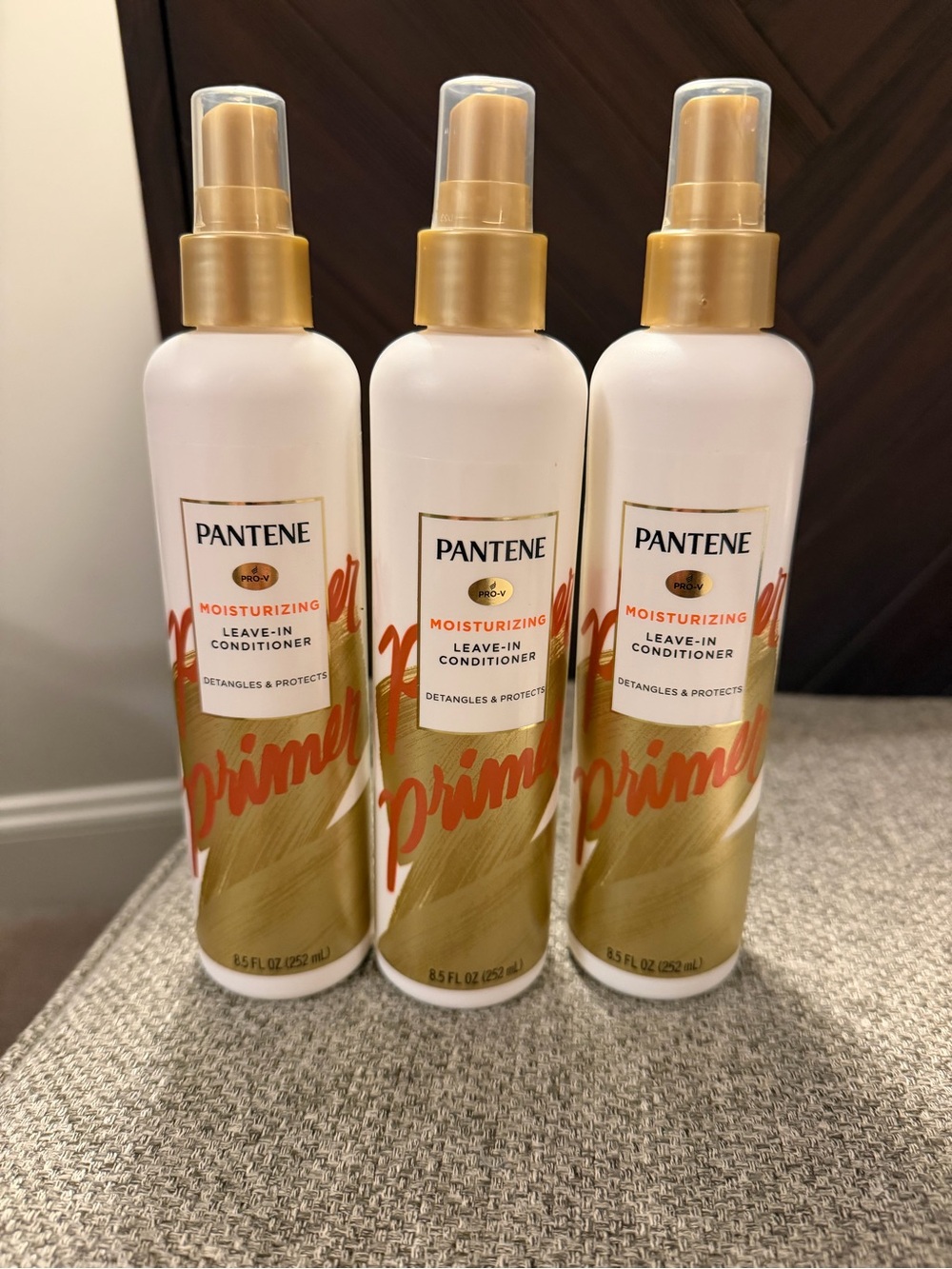 Pantene Moisturizing Leave-In Conditioner Spray 3 bottles 8.5 fl oz